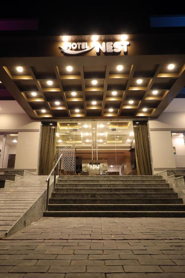 Hotel Nest Bhuj Exteriör bild